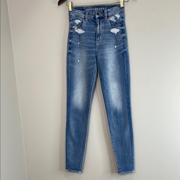 American Eagle The Dream Jean Curvy Super Hi-Rise Jegging Blue Light Wash 00 - Picture 2 of 12